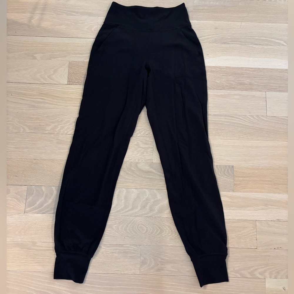 Black Lululemon High-Waisted Joggers